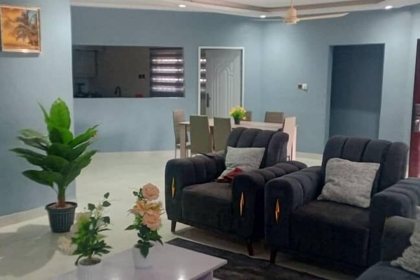 Apartment, 3 Bedrooms, Air conditioning | Living area