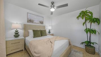 Iron/ironing board, WiFi, bed sheets