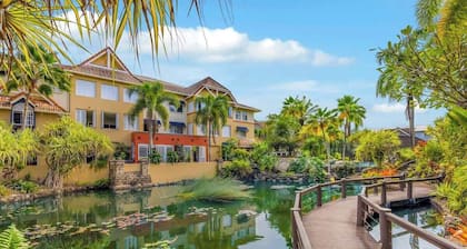 The Lakes Escape—Resort Living by Botanic Gardens
