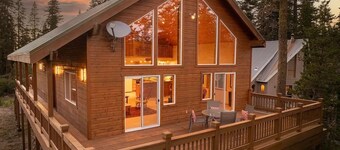 The New Minglewood - a Beautiful 4-bedroom house with Hot Tub