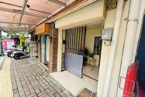 Exterior - OYO 95057 Abe Homestay (Yogyakarta)