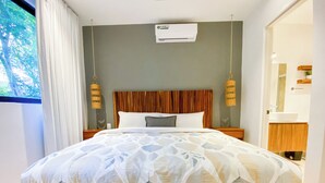 디자인 아파트, 침실 2개, 발코니, 정원 전망