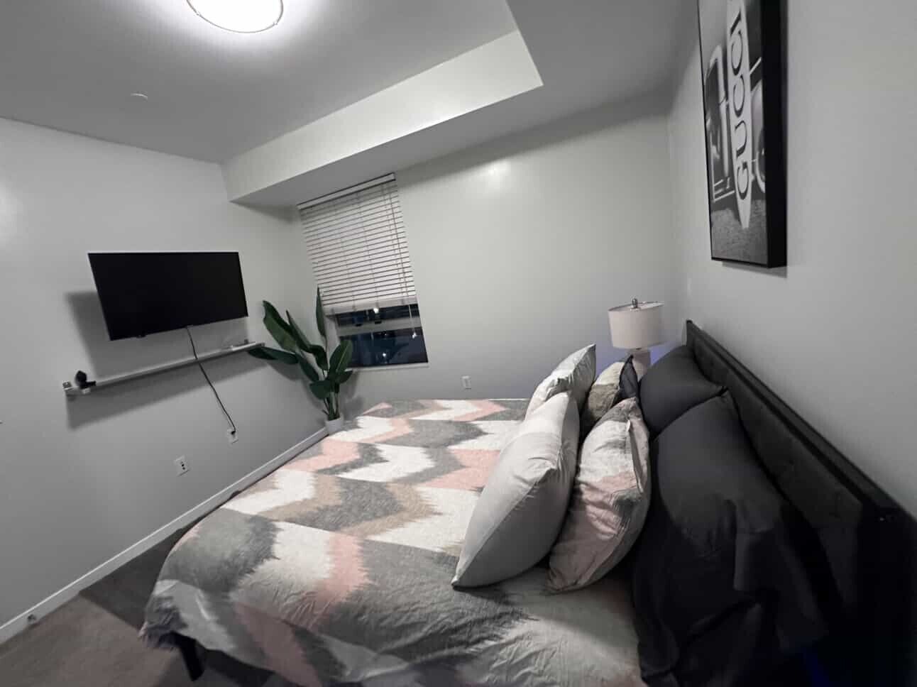 Wi-Fi de cortesia, roupa de cama