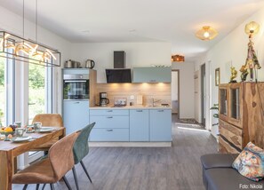 Kühlschrank, Ofen, Herdplatte, Geschirrspüler