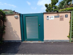 تفاصيل الفندق من الخارج