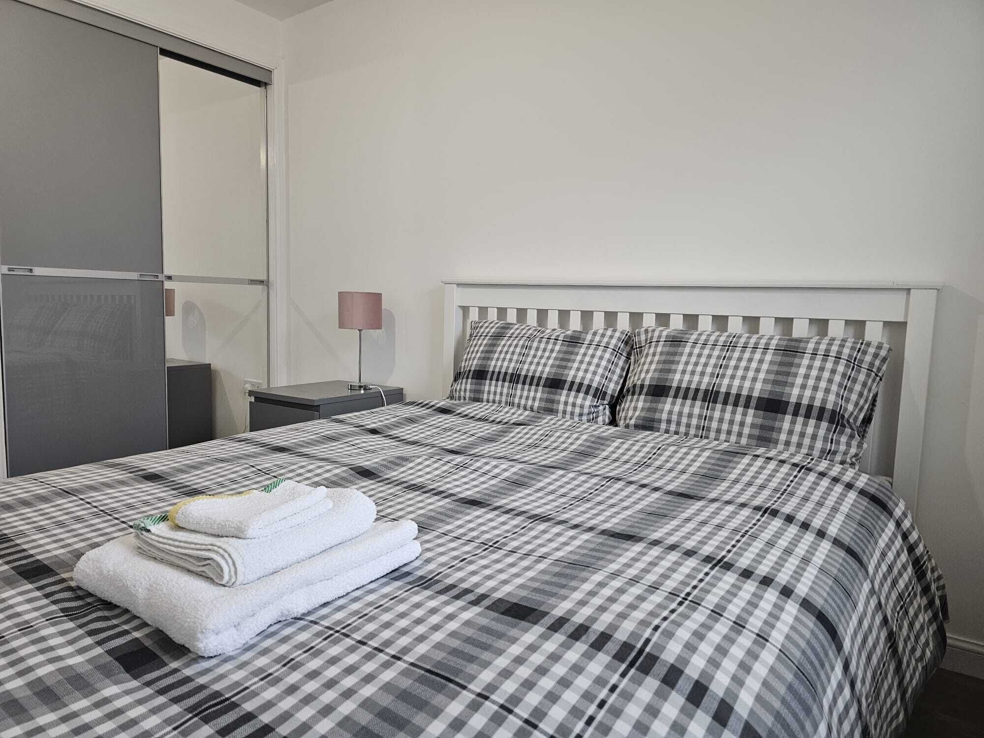 2 bedrooms, WiFi, bed sheets