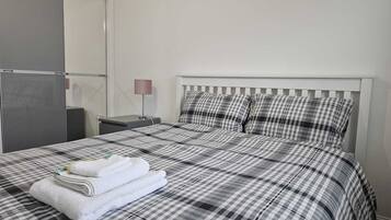 2 bedrooms, WiFi, bed sheets