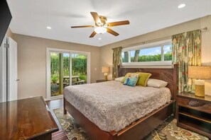 Ferros/tábuas de passar roupa, Wi-Fi, roupa de cama