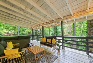 Property grounds - Maggie Valley Apres-Stunning! Hot Tub, Game Room (Maggie Valley)