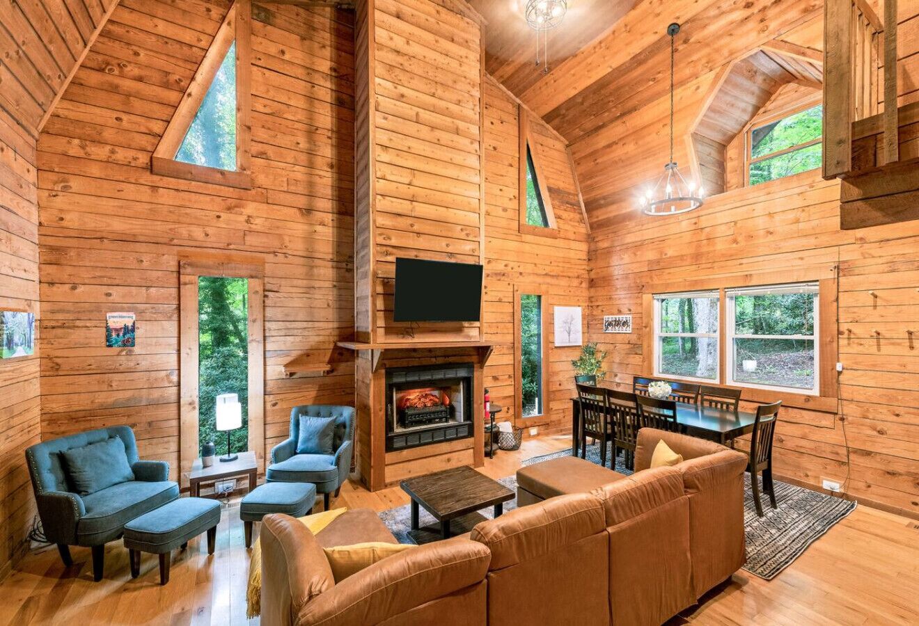 TV, fireplace, ping pong