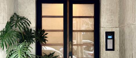 Entrada de la propiedad