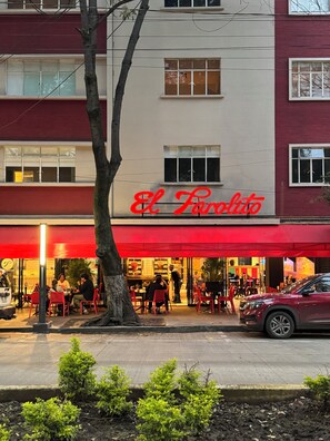 Front of property - evening/night - Altata by Oolena (Mexico City)