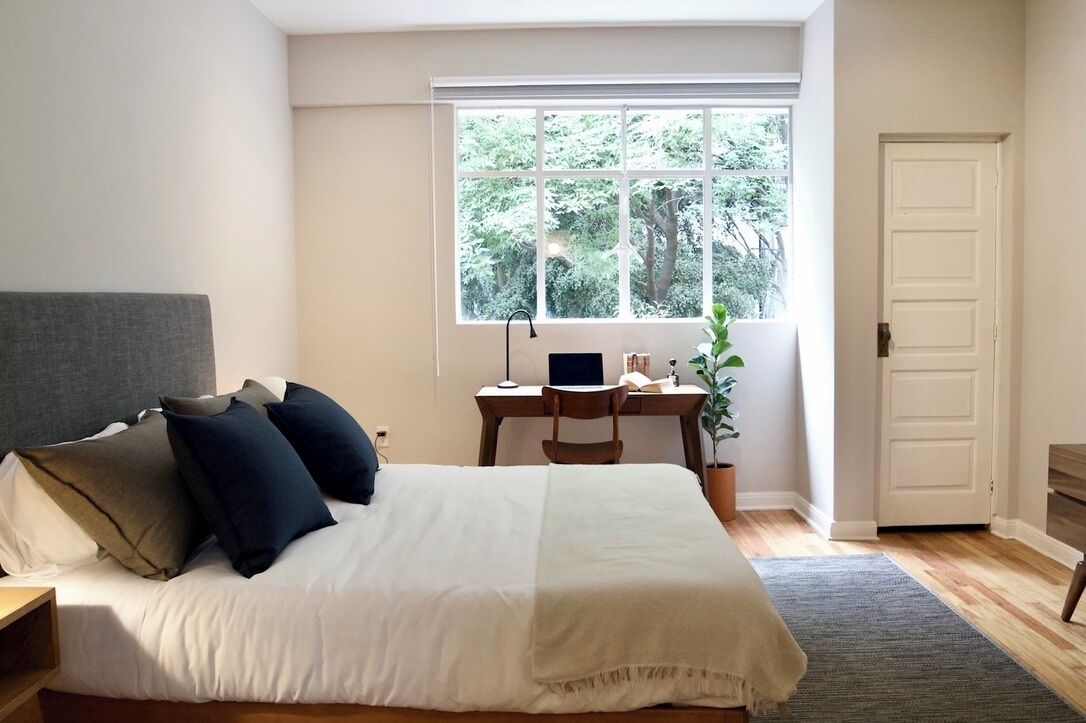 Apt 202 | Escrivaninha, espaço de trabalho para notebook, quartos à prova de som