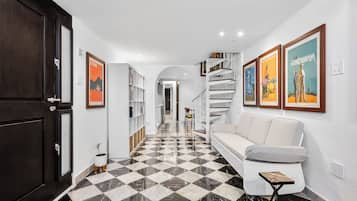 Apartment | Living area