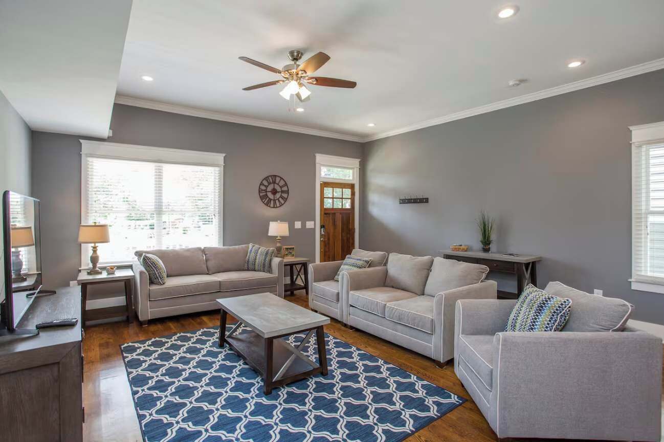 تلفزيون، مكتب