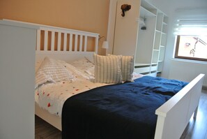 WiFi, bed sheets - Vogtland & Erzgebirge - both right on the doorstep - hiking, skiing, sauna, everything (Steinberg)