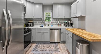 Spacious Home in Troy