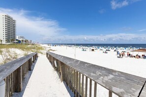 Beach - Beauty and the Beach, Condo with great views (Orange Beach)