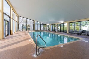 Pool - Beauty and the Beach, Condo with great views (Orange Beach)