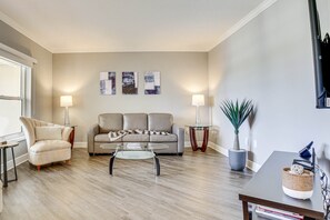 TV - Intracoastal Bliss at FL Yacht & Beach Club (Fort Lauderdale)