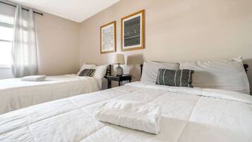 2 chambres, bureau, fer et planche à repasser, Wi-Fi