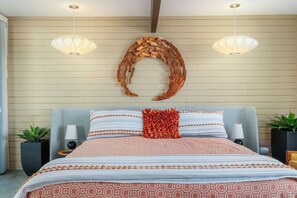 1 bedroom, desk, WiFi, bed sheets - Cody Retreat - A Historic Oasis (Palm Springs)