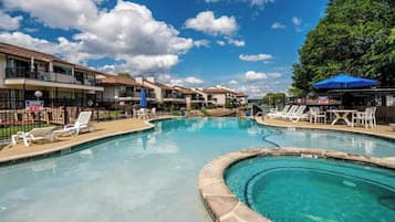 Outdoor pool, a heated pool