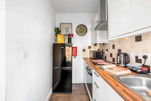 House | 1 bedroom - Queens Cove With Seaviews By My Getaways (Worthing)