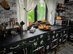 تناول الطعام