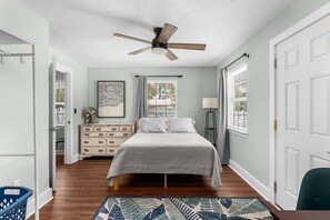 Room - Peaceful 4-bedroom Home in Historic St Andrews (Panama City)