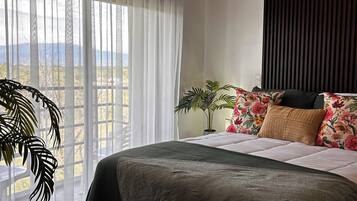 Schreibtisch, Bügeleisen/Bügelbrett, kostenloses WLAN, Bettwäsche