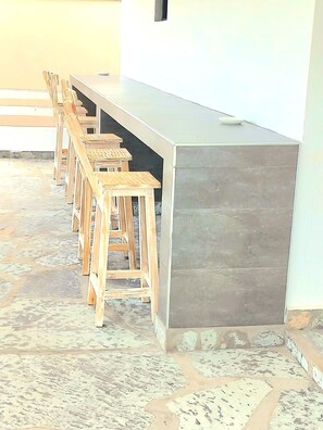 Dining - Villa in watamu within walking distance of paparemo beach... with air-conditioned rooms (Watamu)