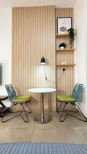 Interior - Lovely Studio with balcony in Silicon Oasis (Dubai)