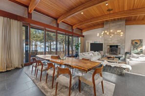 Interior - Cape Charles / Beach Access, Hot Tub & Fire Pit (Cape Charles)