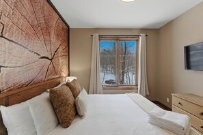 3 bedrooms, desk, iron/ironing board, free WiFi - Le Cerf Blanc 3BDR Manoirs-Tremblant (Mont-Tremblant)