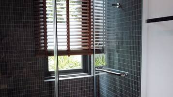 Luxury Villa, Lanai | Bathroom