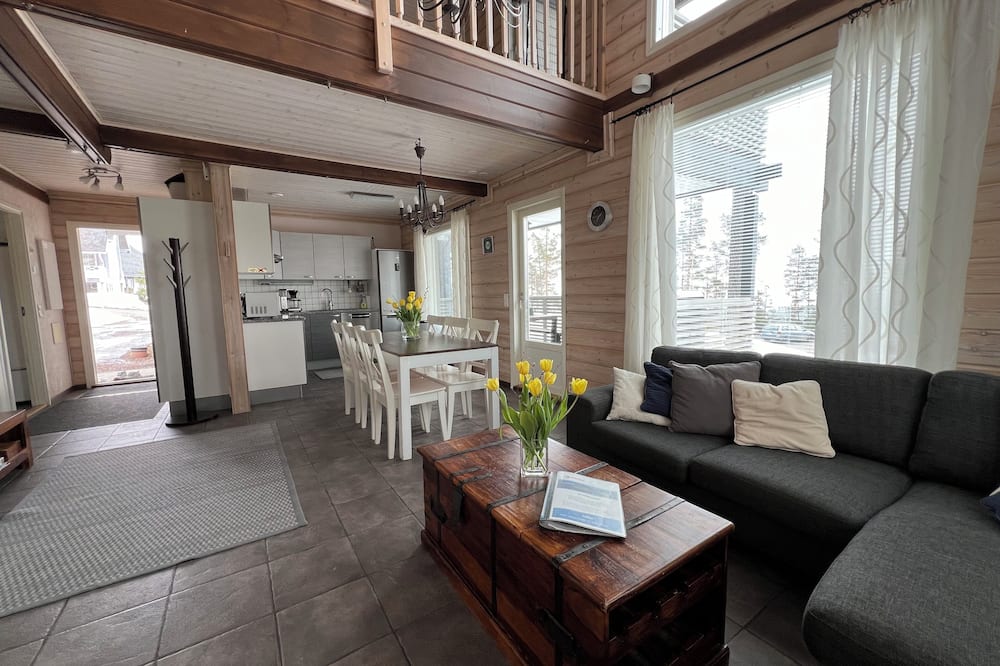 Pyry Cottage