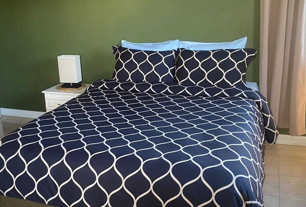 熨斗/熨衣板、上网接入、床单