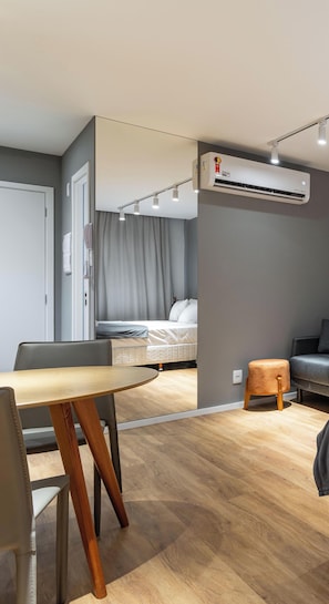 Suite Design | Minibar, Wi-Fi gratuito