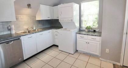 Huge Smart-Home 3ponds fishing 3.5 mi to OU in Norman, pool, outdoor patio, PETS