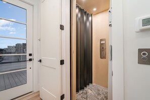 Casa, acessível | 4 quartos, acesso à internet de alta velocidade