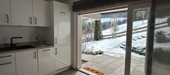 Newly renovated vacation apartment with large south-facing terrace and fantastic mountain views