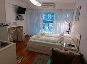Iron/ironing board, Internet, bed sheets - Villa Nižić Makarska - Studio Apartment With Balcony (Studio S) (Makarska)
