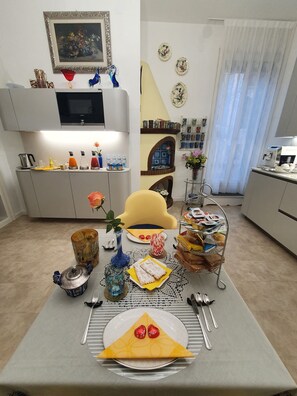 Free daily buffet breakfast - B&B Beroni a Venezia (Venice)