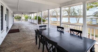 Lake Wateree Home w/ Boat Dock! Pets Welcome