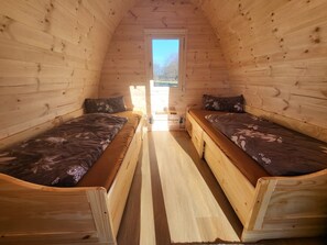 WiFi, bed sheets - Woody hiking hut (Schwarzbach)