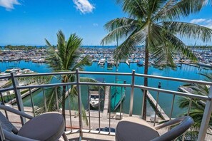 Property grounds - Beautiful Honolulu Waikiki Ocean View Condo (Honolulu)