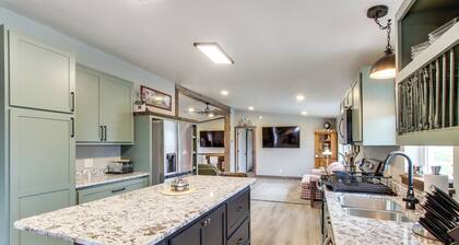 Newly Updated Countryside Home in South Gorin!