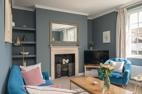 Lovely Maisonette in Centre of City w/ Parking