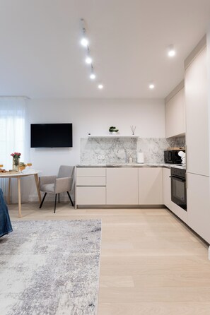 Mikrowelle, Ofen, Herdplatte